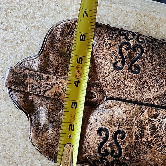 Women's Distressed Brown/Bronze Embroidered Cross Cowgirl Boots 9.5M - Picture 13 of 13